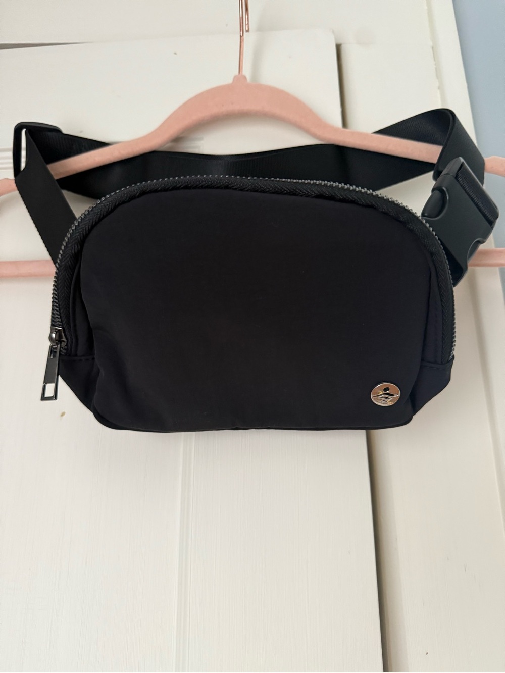 Versatile Black Belt Bag NWOT